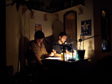 Lesen in einer friedlichen Welt (6)